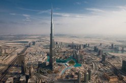 بالفيديو .. برج واحد يفطر نزلاءه في ثلاثة أوقات مختلفة