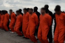 بالأدلة خبراء يؤكدون أن فيديو ذبح 21 مصريا قبطيا في ليبيا لداعش مفبركا