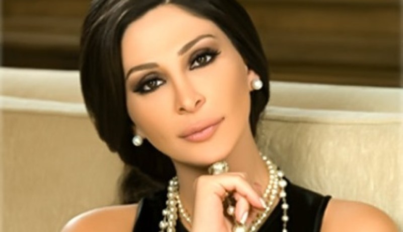 شاهد ردة فعل إيليسا بعد إقدام أحد المشتركين على طلب يدها في برنامج The X Factor