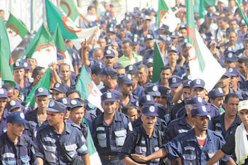 منع مسيرة نحو العاصمة تضم 300 عون حرس بلدي ببوفاريك