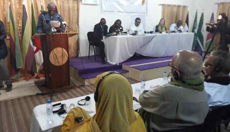 بالصور.. ندوة دولية حول الصحراء الغربية بمخيمات اللاجئين الصحراويين