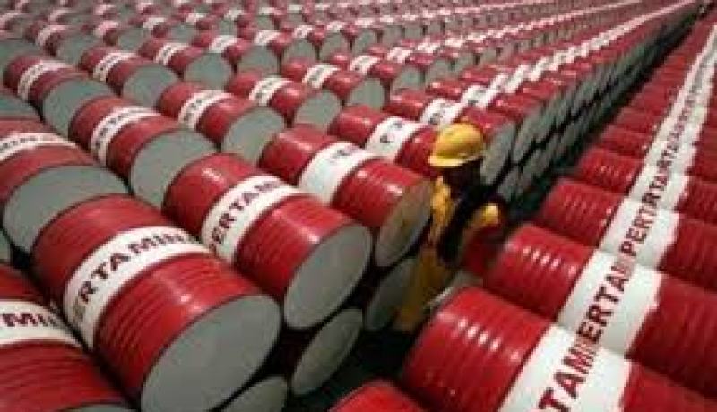 النفط يتعافى من خسارته ليصل حد 32 دولار للبرميل