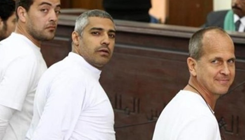 تأجيل النطق بالحكم على صحفيي الجزيرة الثلاثة إلى 29 أوت القادم