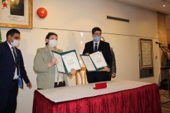 اتفاقية بين وزارتي المجاهدين والتكوين المهني لخياطة العلم الوطني