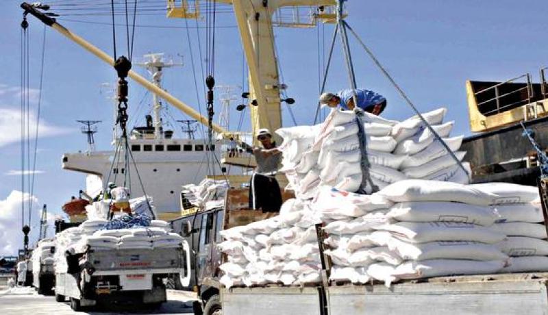 70 مستوردا يكبدون الحكومة خسائر بـ3 مليار دولار