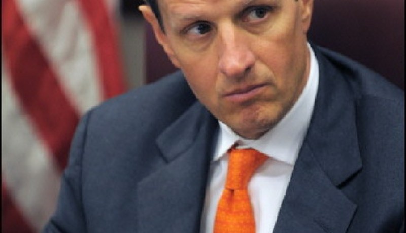 الولايات المتحدة ستبلغ الحد الأقصى للدين العام يوم الاثنين المقبل