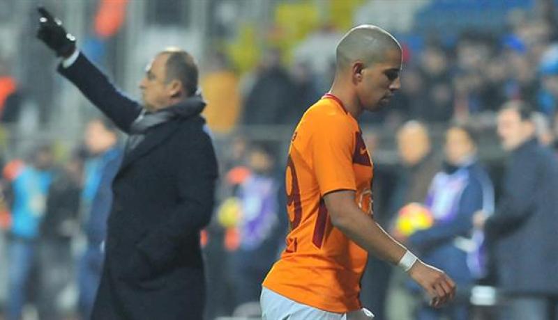 الإمبراطور يصدم “فيغولي” ويدفعه للرحيل !!