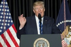 ترامب يتعهد بخفض تكلفة بناء جدار على الحدود مع المكسيك