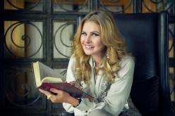 حقيقة إصابة الفنانة المصرية يسرا بسرطان الدم