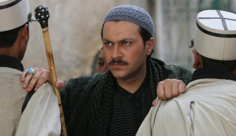 العكيد معتز يفجّر مفاجآت لجماهيره