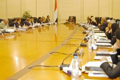 الحكومة اليمنية تناقش تقريرين حول الجهود السياسية والإغاثة