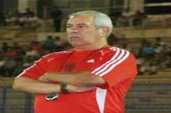 مدرب أجنبي أو الشريف الوزاني لخلافة حنكوش في مولودية وهران