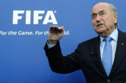 بلاتر يؤكد استخدام الرذاذ المتطاير في المونديال البرازيلي