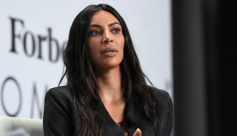 كيم كارديشيان تستأجر أمّا بديلة للحمل في طفلها الثالث بهذا المبلغ.. !!