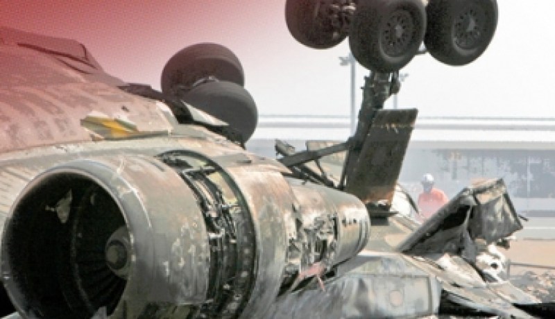 مصرع 105 أشخاص في تحطم طائرة ركاب بليبيا