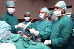 إجراء أول عملية جراحية بالمنظار بمستشفى برج بونعامة في تيسمسيلت