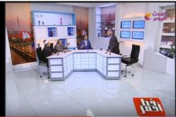 بالفيديو.. مذيع يطرد ضيفه على المباشر لأنه ملحد