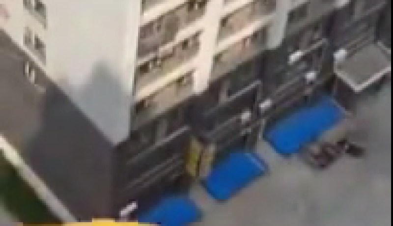 بالفيديو نجاة فتاة بعد قفزها من الطابق الـ18