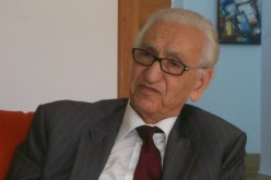 جبهة القوى الإشتراكية تنعي رسميا المناضل الحسين ايت احمد