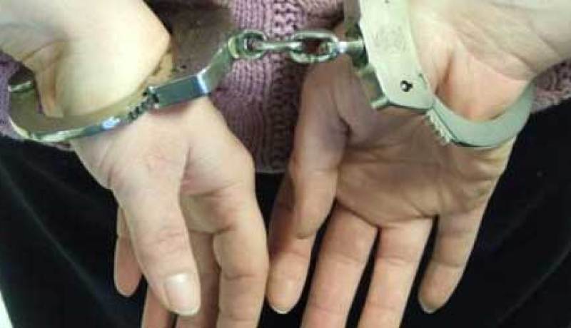 القاء القبض على امرأة بتهمة انتحال شخصية في  بومرداس