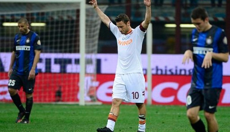 روما يقضي على أحلام إنتر ميلان بالتتويج بكأس ايطاليا