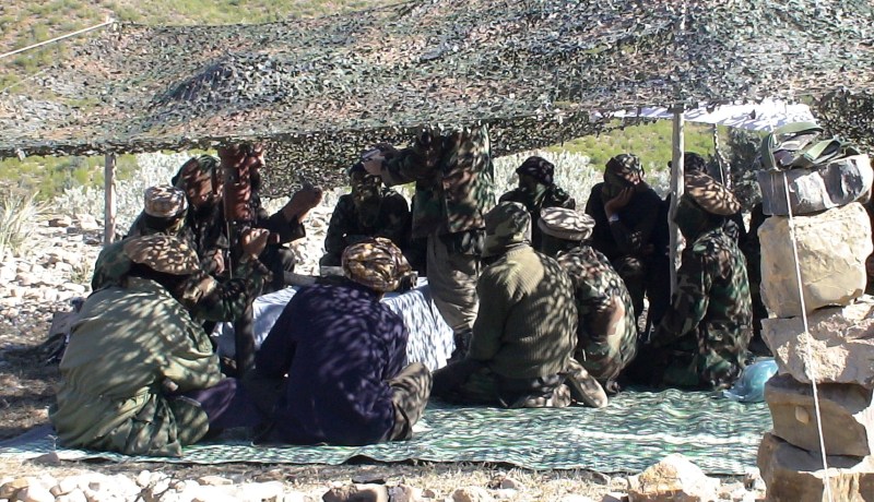 مقتل 4 من عناصر تنظيم القاعدة في غارة لطائرة أمريكية شرق اليمن