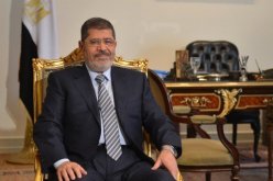 مرسي يعلن عن تعديلات وزارية قريبا