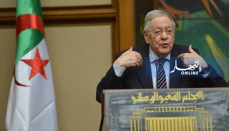 ولد عباس لنواب كتلة الأفلان:”أمشوا للأمام وأنساو ما سبق”