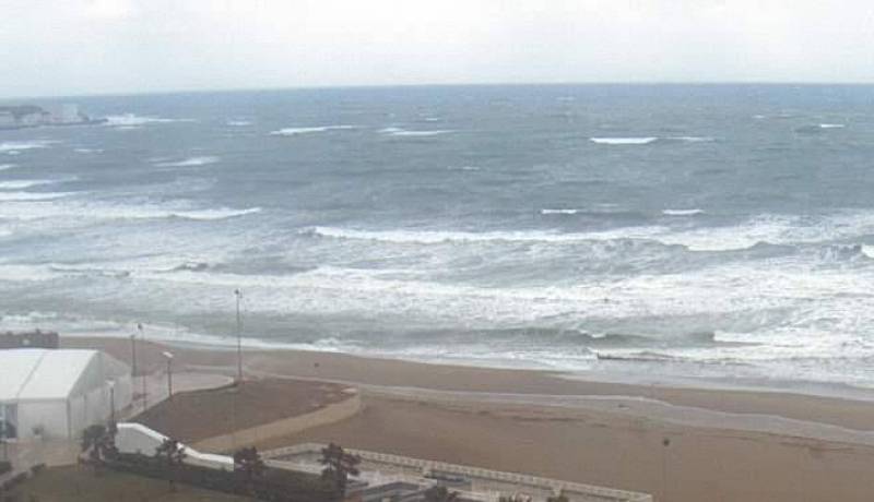 مصالح الأرصاد الجوية تحذر من أمواج عالية في نشرية خاصة