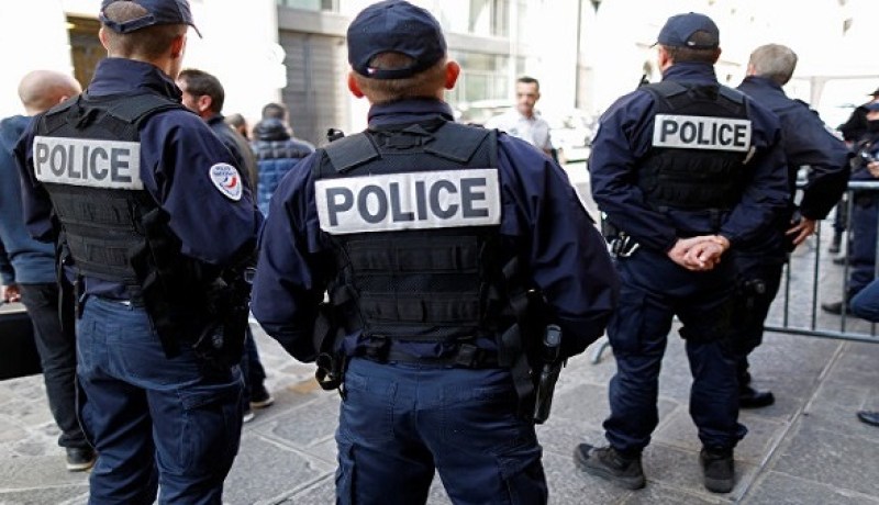 اعتقال العشرات من الأشخاص حاولوا تسميم الطعام الحلال في المحلات بفرنسا
