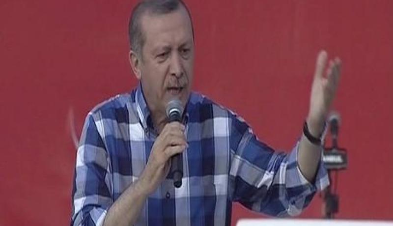 اردوغان يحذر معارضيه من نفاد صبره والنقابات تدعو إلى الإضراب العام