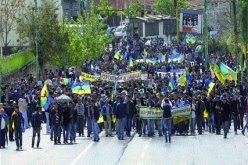 مواجهات بين المتظاهرين و قوات حفظ الأمن بتيزي وزو