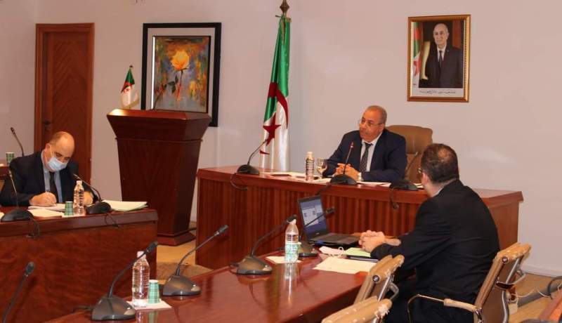 وزير الصناعة يشدد على إيجاد حلولا مستعجلة لمشاكل مجمع “ELEC ELDJAZAIR”