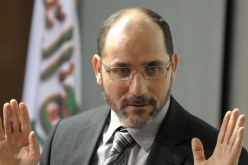 مقري متّهم بالسرقة الأدبية من سعداني