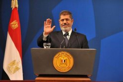مرسي يدعو جميع المصريين الى الحفاظ على قيم الثورة وتحقيق اهدافها
