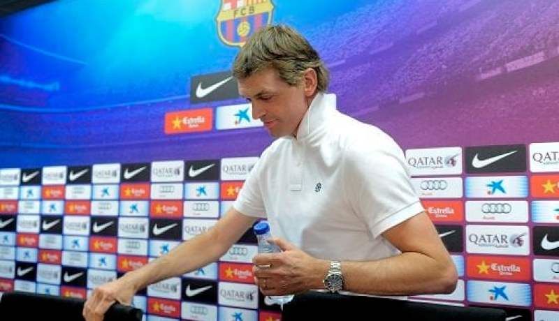 روسيل يعلن رحيل فيلانوفا عن البرسا