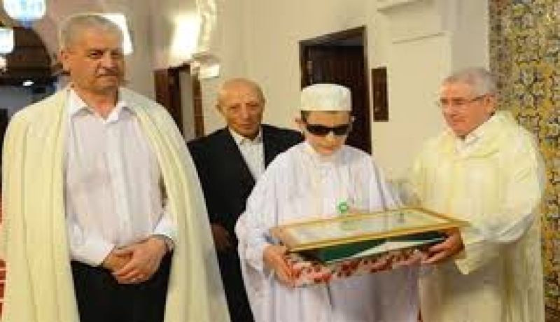 بن صالح وولد خليفة وسلال يكرمون الفائزين الاوائل في مسابقة الجزائر الدولية لحفظ القرآن وتفسيره