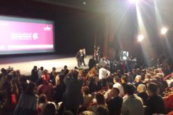 بالفيديو.. الزعيم عادل إمام يثير غضب الجمهور خلال ندوة صّحفيّة في تونس