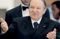 الرئيس بوتفليقة يهنئ نظيره الكاميروني بمناسبة العيد الوطني لبلاده