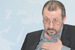 سيدي السعيد «شيخ» الثلاثية