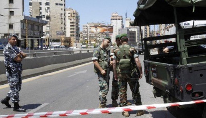 الأمن العام اللبناني يوقف ثلاثة أشخاص بتهمة الاعداد لتفجير سيارة مفخخة في بيروت