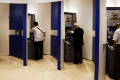 إكتشف “ثغرة الليل”بجهاز الصراف الآلي..وسحب مليون دولار !