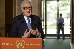 الابراهيمي: الحكومة السورية والمعارضة لم تتفقا على ضرورة الحل السياسي بعد