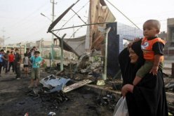 مقتل 25 شخصا واصابة 54 آخرين بتفجير انتحاري استهدف مقهى شمال بغداد