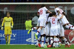 ميلان يكتسح آيندهوفن ويصعد إلى دور المجموعات لدوري أبطال أوروبا