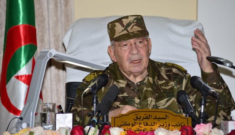 قايد صالح: “الشعب الجزائري شعب المواقف الثابتة والحاسمة يتخذها دوما في الوقت المناسب”