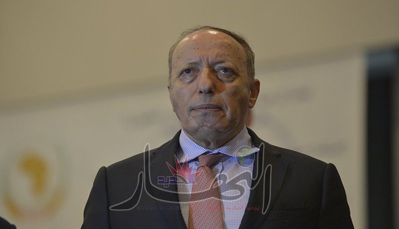 الرئيس بوتفليقة يستعين بخبرة طرطاڤ