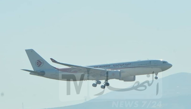 الطائرة الجزائرية العائدة من ووهان الصينية تحط بأرض الوطن