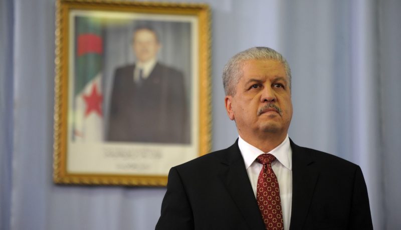 سلال يحقّق في ملف الشغل بولايات الجنوب