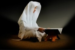 السلطات الدنماركية تجبر فتى مسلم الدخول لمركز الرعايا خشية أن يصبح متطرفا